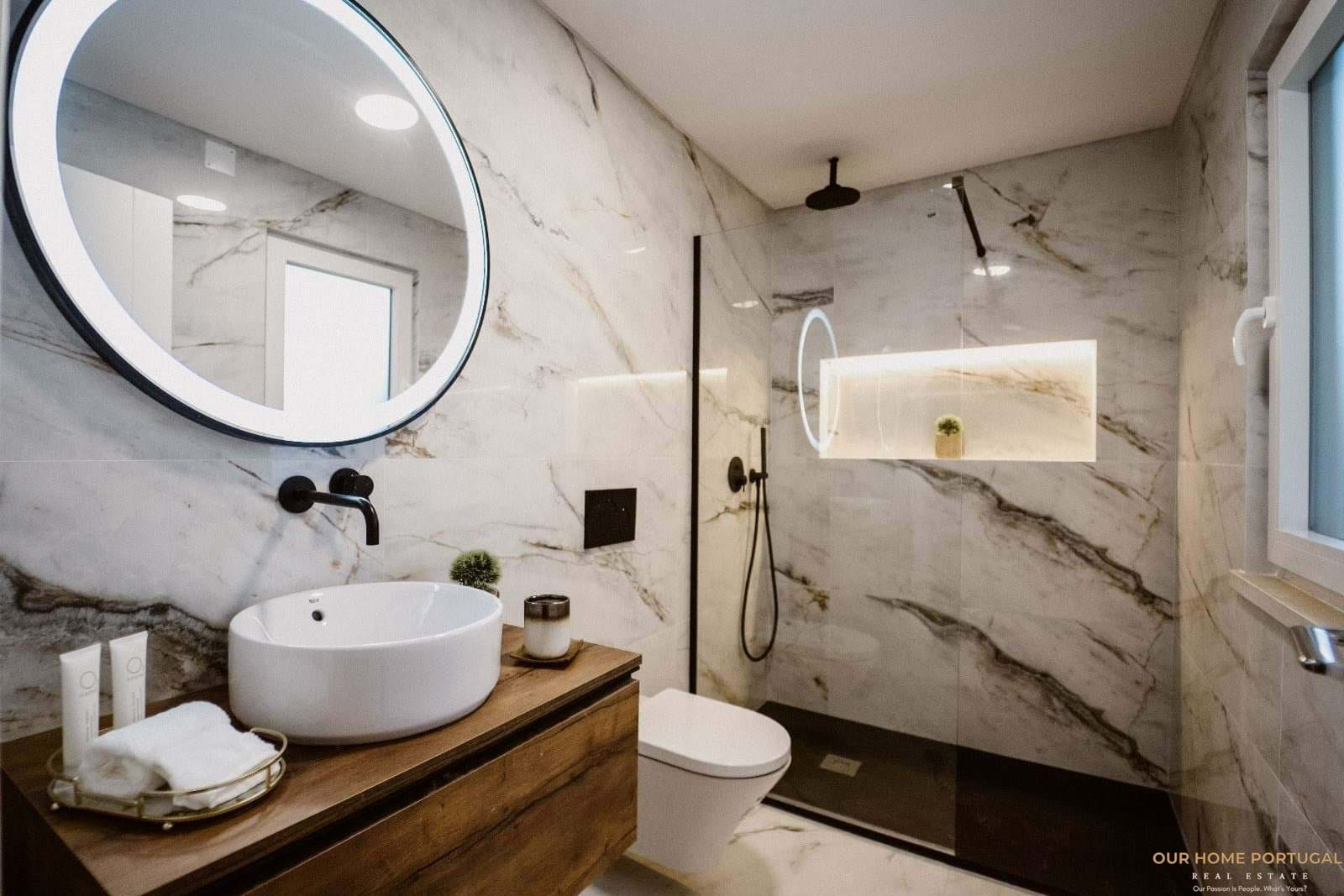 4 Bed, 4 Bath, HouseFor Sale, Almada, Setubal