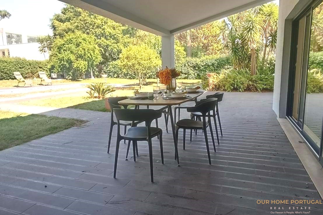 4 Bed, 4 Bath, HouseFor Sale, Almada, Setubal
