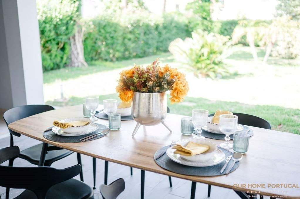 4 Bed, 4 Bath, HouseFor Sale, Almada, Setubal