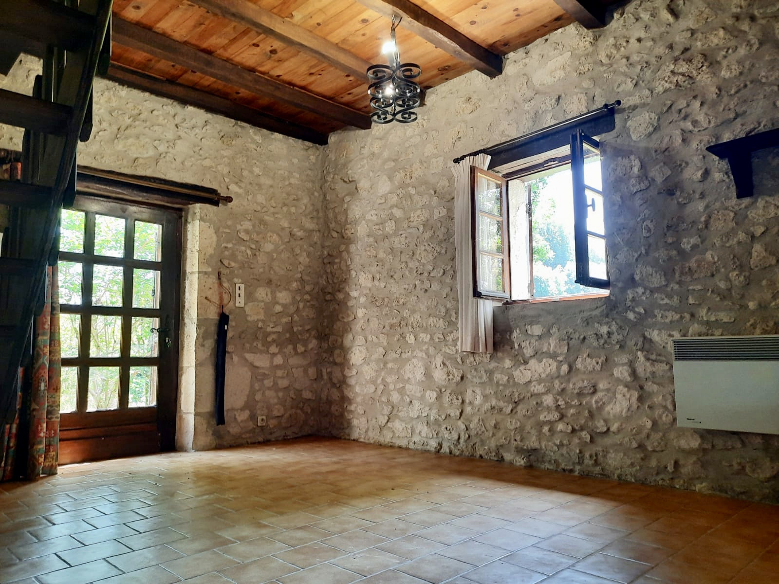 5 Bed, 1 Bath, HouseFor Sale, Eymet, Dordogne, Aquitaine, 24500