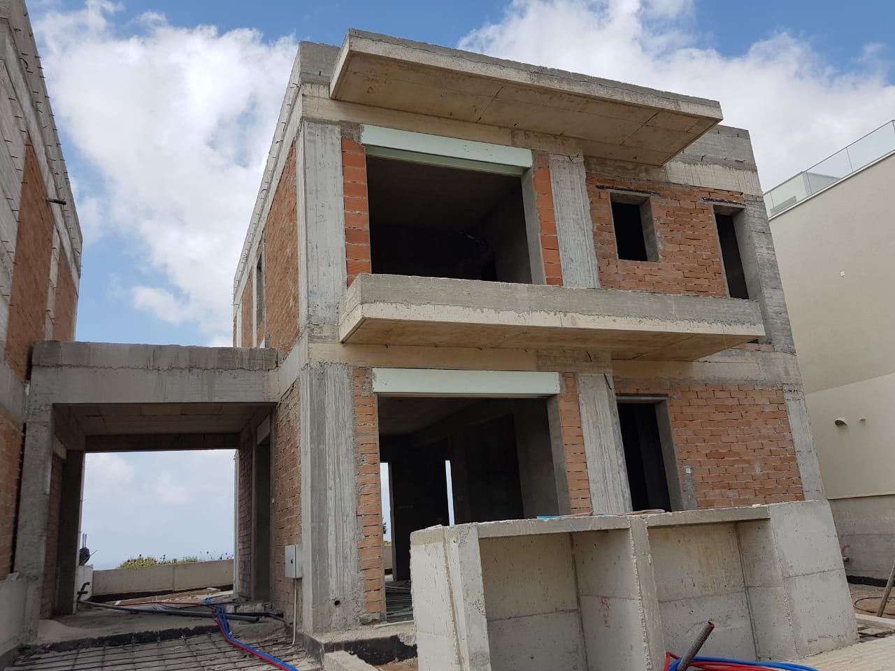 2 Bed, 2 Bath, HouseFor Sale, Konia, Paphos