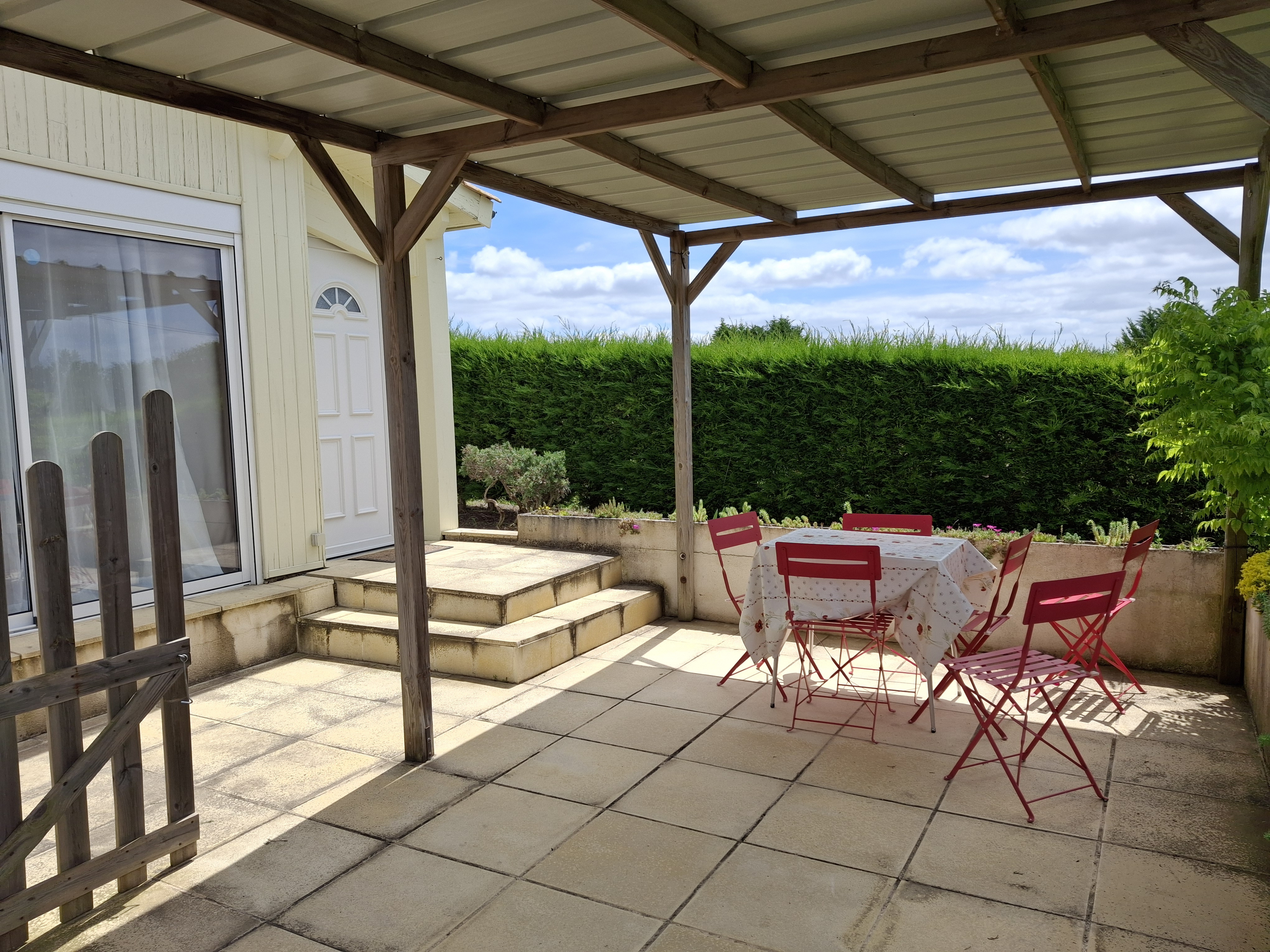 2 Bed, 1 Bath, HouseFor Sale, Monflanquin, Lot-et-Garonne, Aquitaine, 47150
