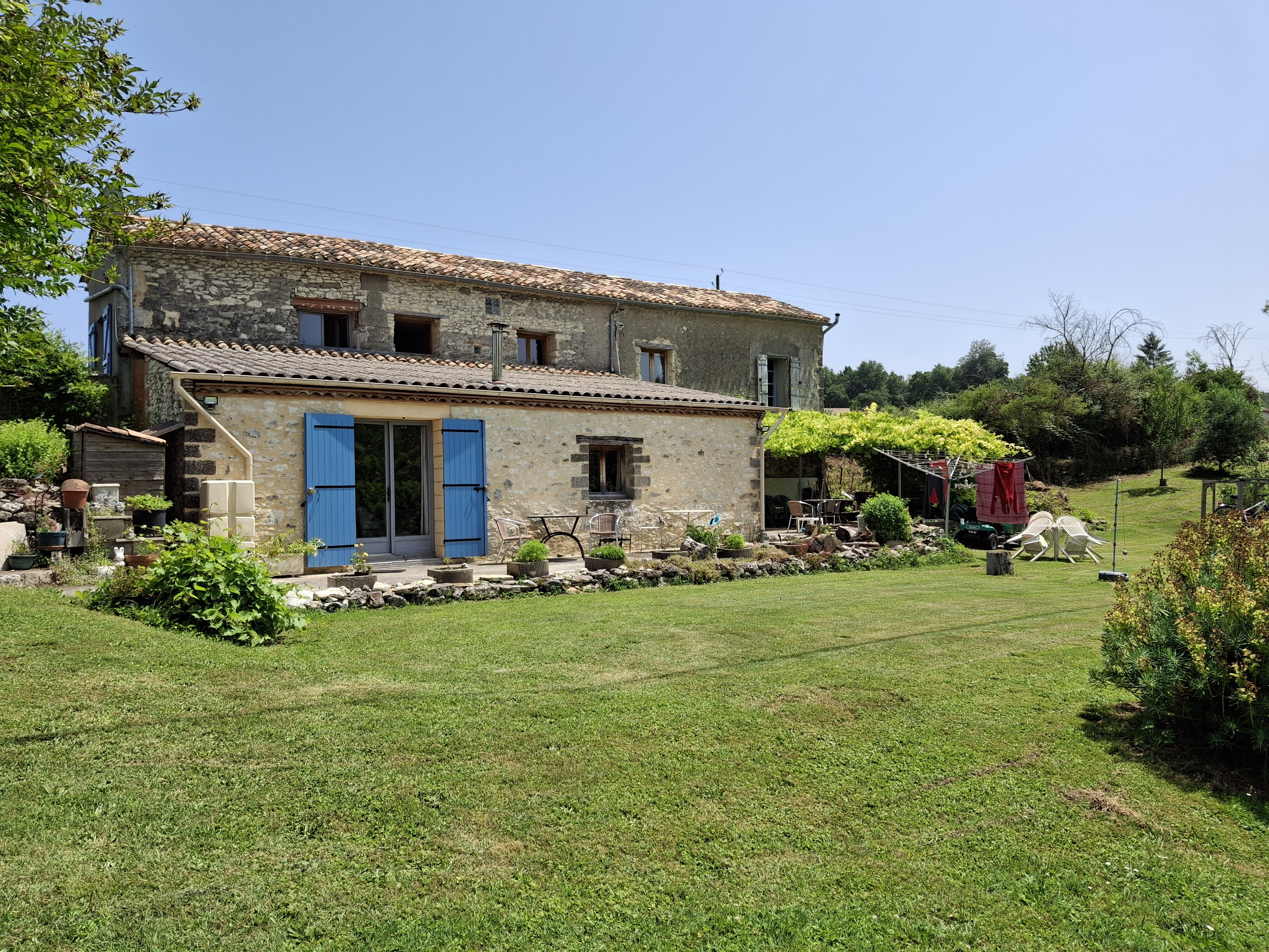 3 Bed, 2 Bath, HouseFor Sale, Lougratte, Lot-et-Garonne, Aquitaine, 47290