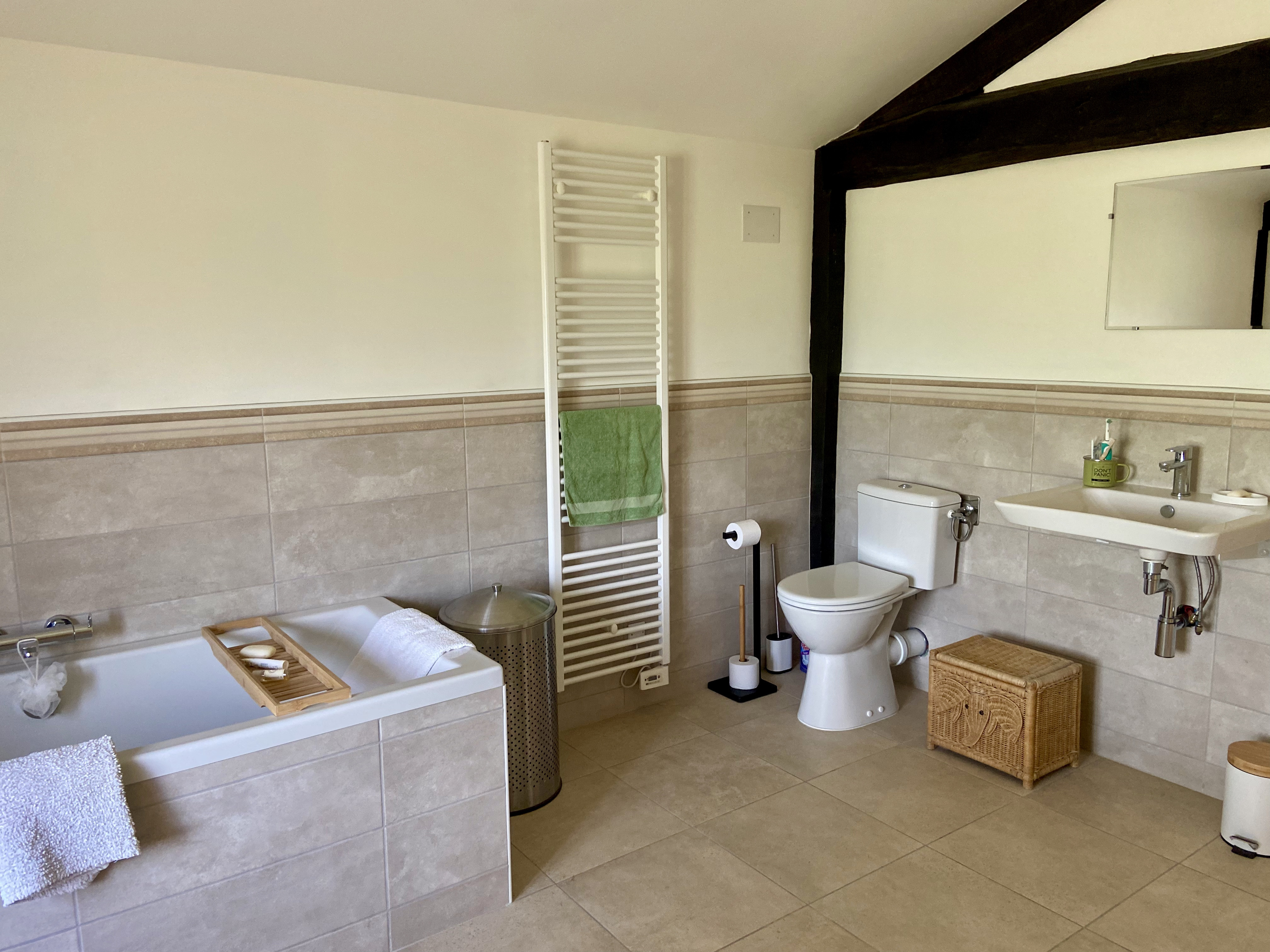 4 Bed, 2 Bath, HouseFor Sale, Seyches, Lot-et-Garonne, Aquitaine, 47350