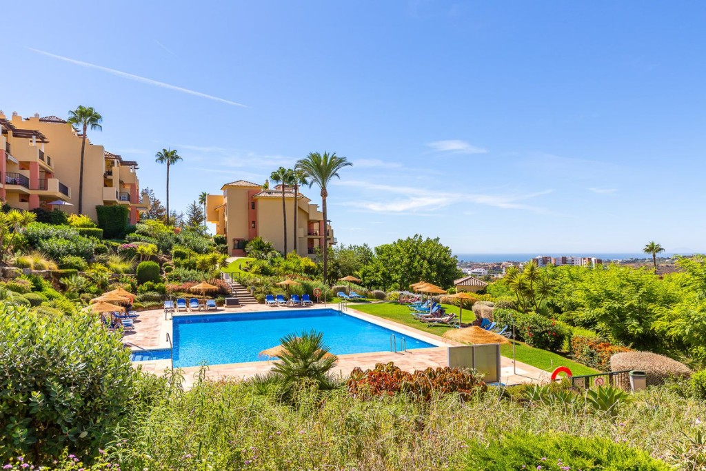 2 Bed, 2 Bath, ApartmentFor Sale, Los Arqueros, Malaga