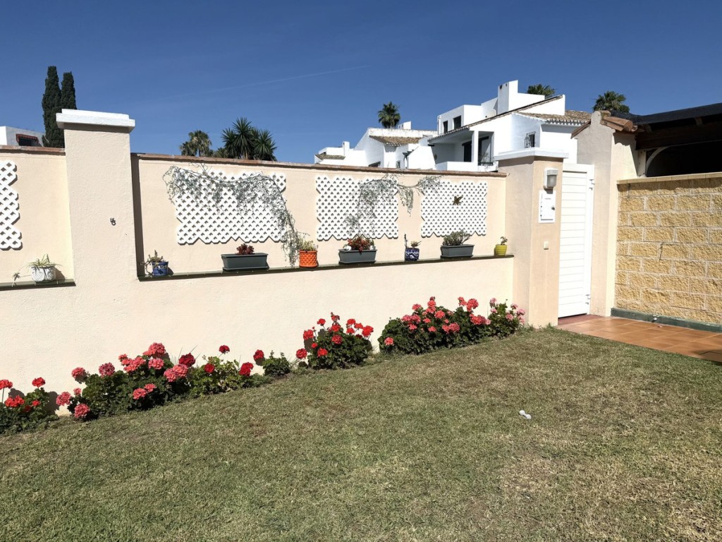 3 Bed, 3 Bath, HouseFor Sale, San Pedro de Alcantara, Malaga