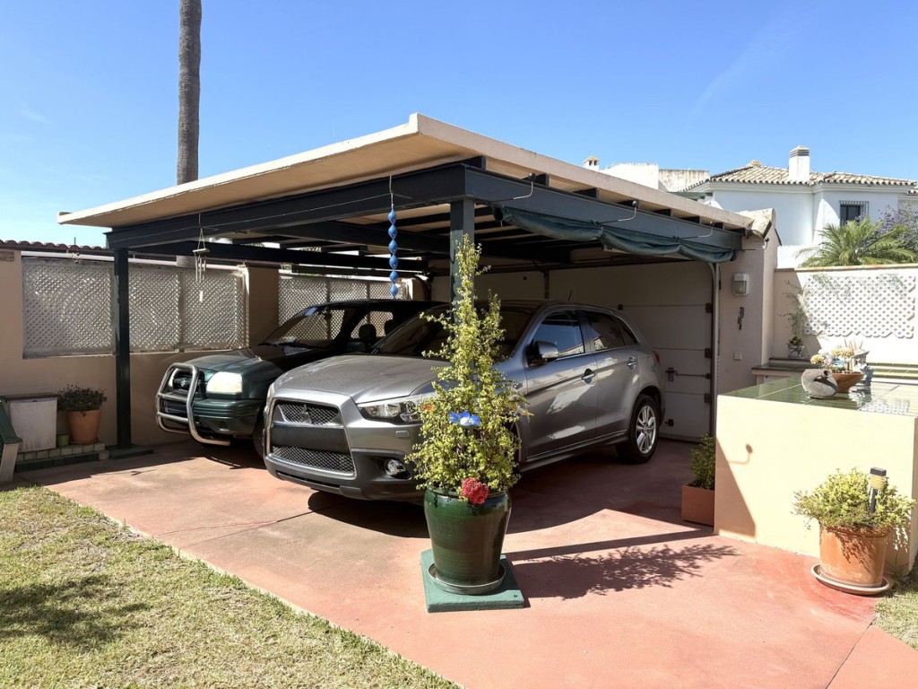 3 Bed, 3 Bath, HouseFor Sale, San Pedro de Alcantara, Malaga