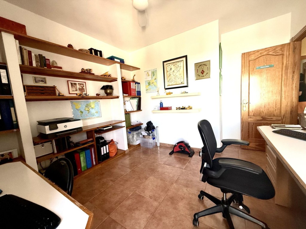 3 Bed, 3 Bath, HouseFor Sale, San Pedro de Alcantara, Malaga