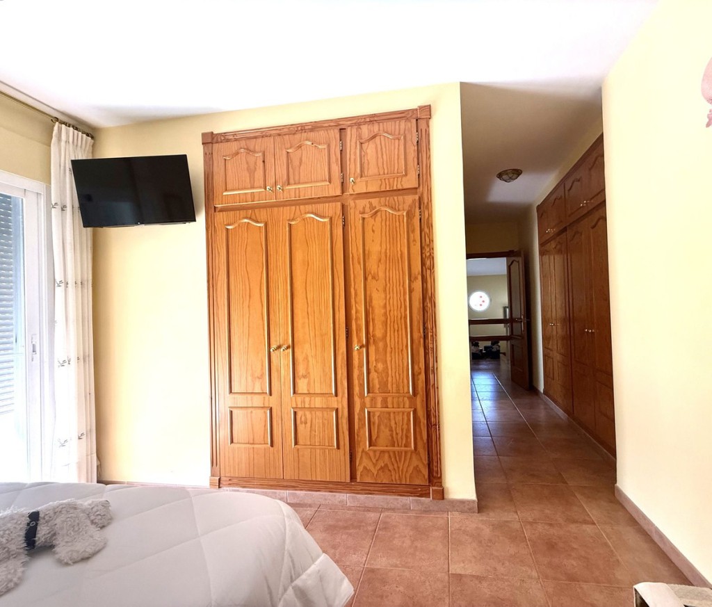 3 Bed, 3 Bath, HouseFor Sale, San Pedro de Alcantara, Malaga