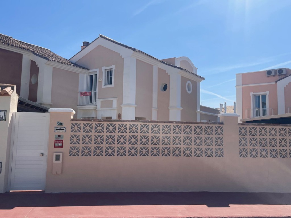 3 Bed, 3 Bath, HouseFor Sale, San Pedro de Alcantara, Malaga
