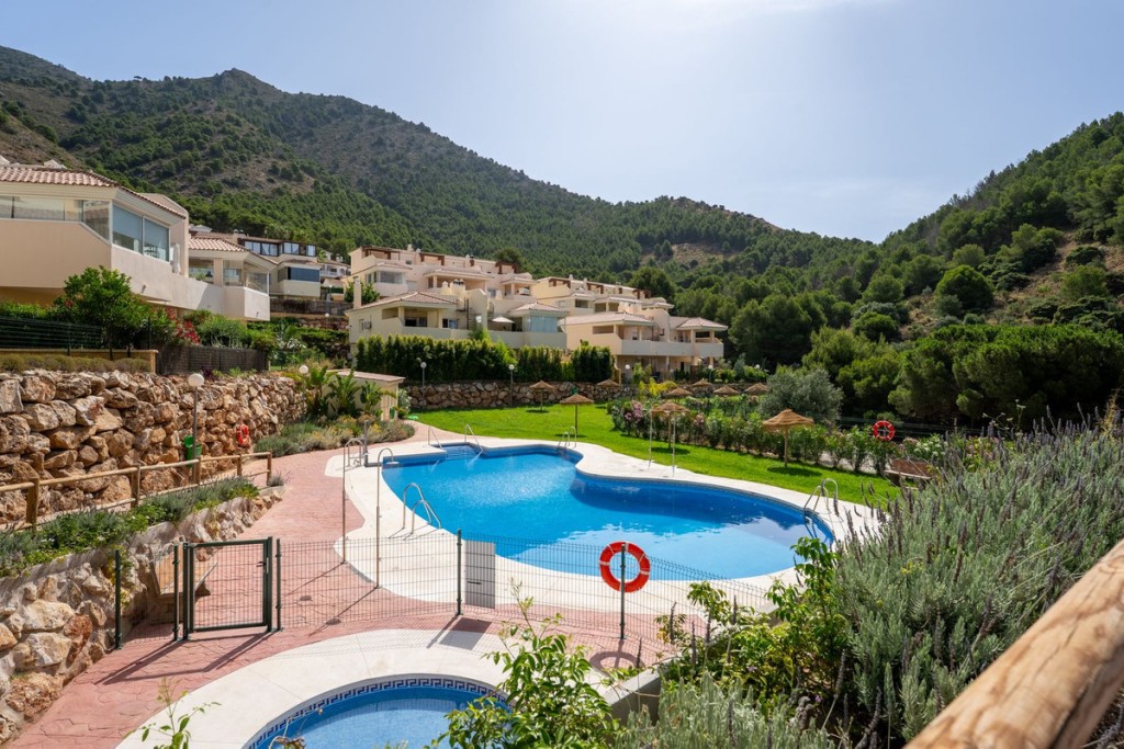 3 Bed, 3 Bath, ApartmentFor Sale, Mijas, Malaga