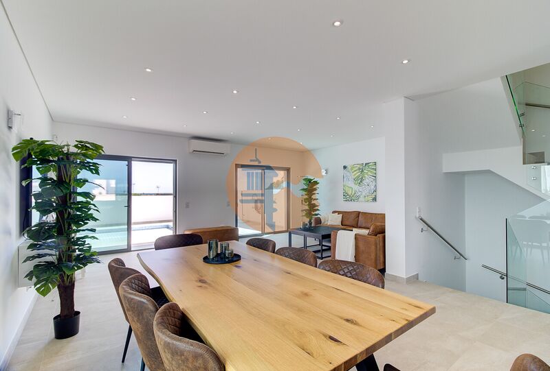 3 Bed, 4 Bath, HouseFor Sale, Olhão, Faro