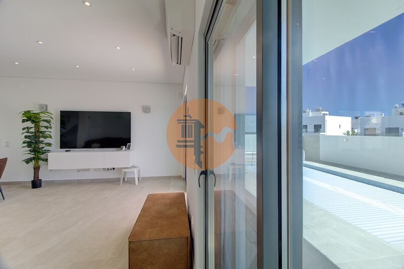 3 Bed, 4 Bath, HouseFor Sale, Olhão, Faro