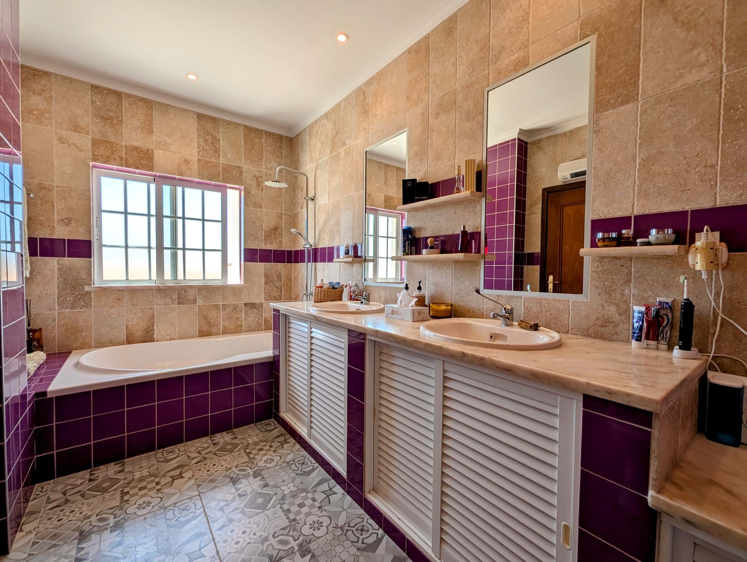 4 Bed, 3 Bath, HouseFor Sale, Silves, Faro, 8375-049