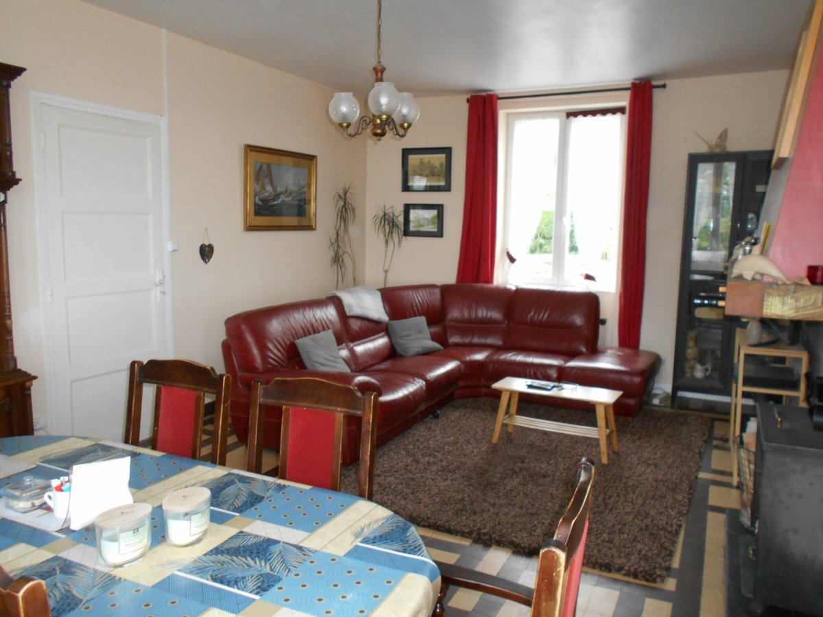 7 Bed, 5 Bath, HouseFor Sale, Lalacelle, Normandy, 61320