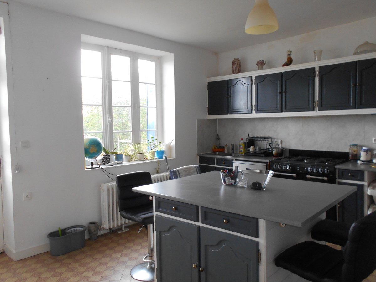 7 Bed, 5 Bath, HouseFor Sale, Lalacelle, Normandy, 61320