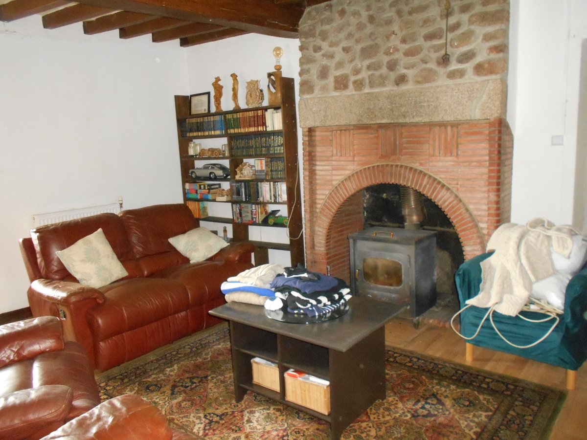 7 Bed, 5 Bath, HouseFor Sale, Lalacelle, Normandy, 61320