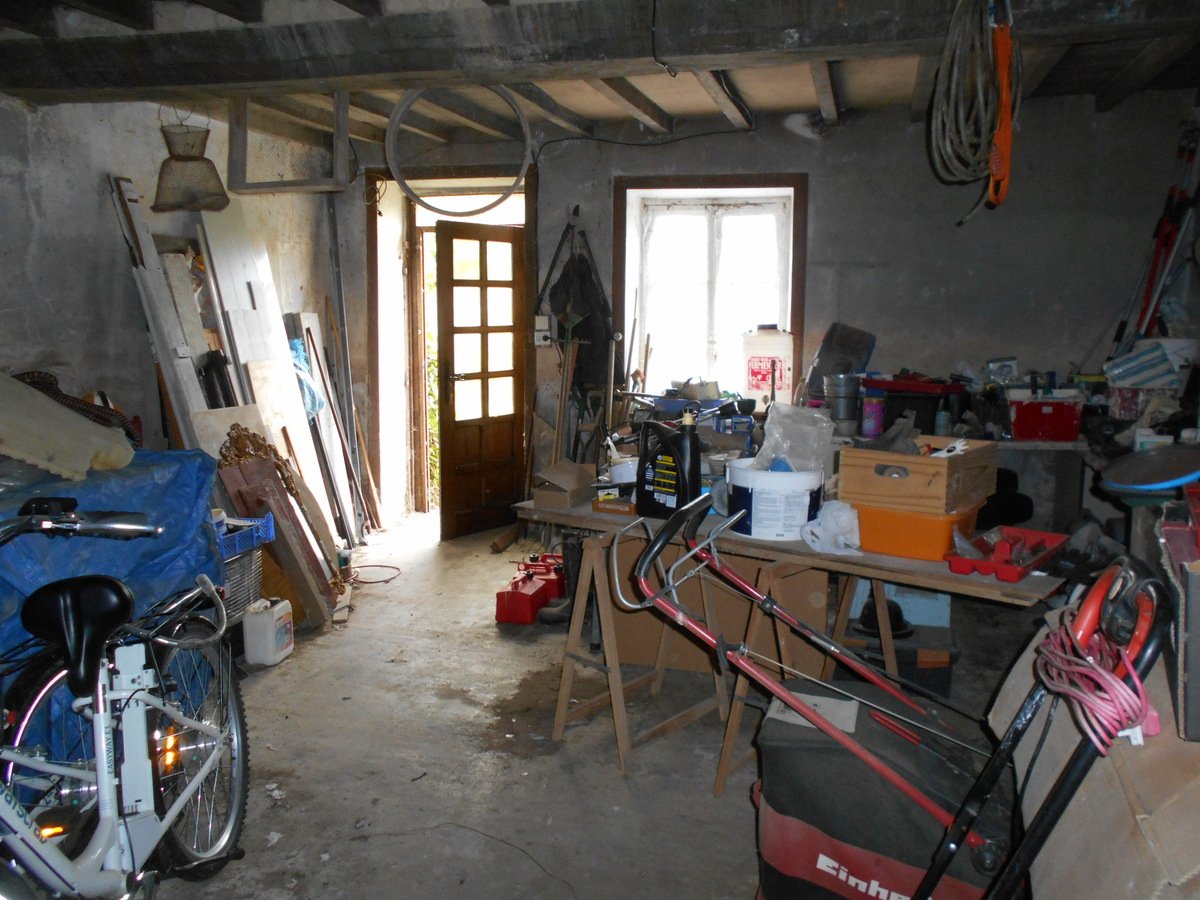 3 Bed, 2 Bath, HouseFor Sale, Lignieres Orgeres, Pays-de-la-Loire, 53140