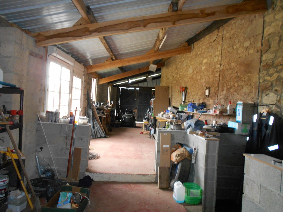 3 Bed, 2 Bath, HouseFor Sale, Lignieres Orgeres, Pays-de-la-Loire, 53140