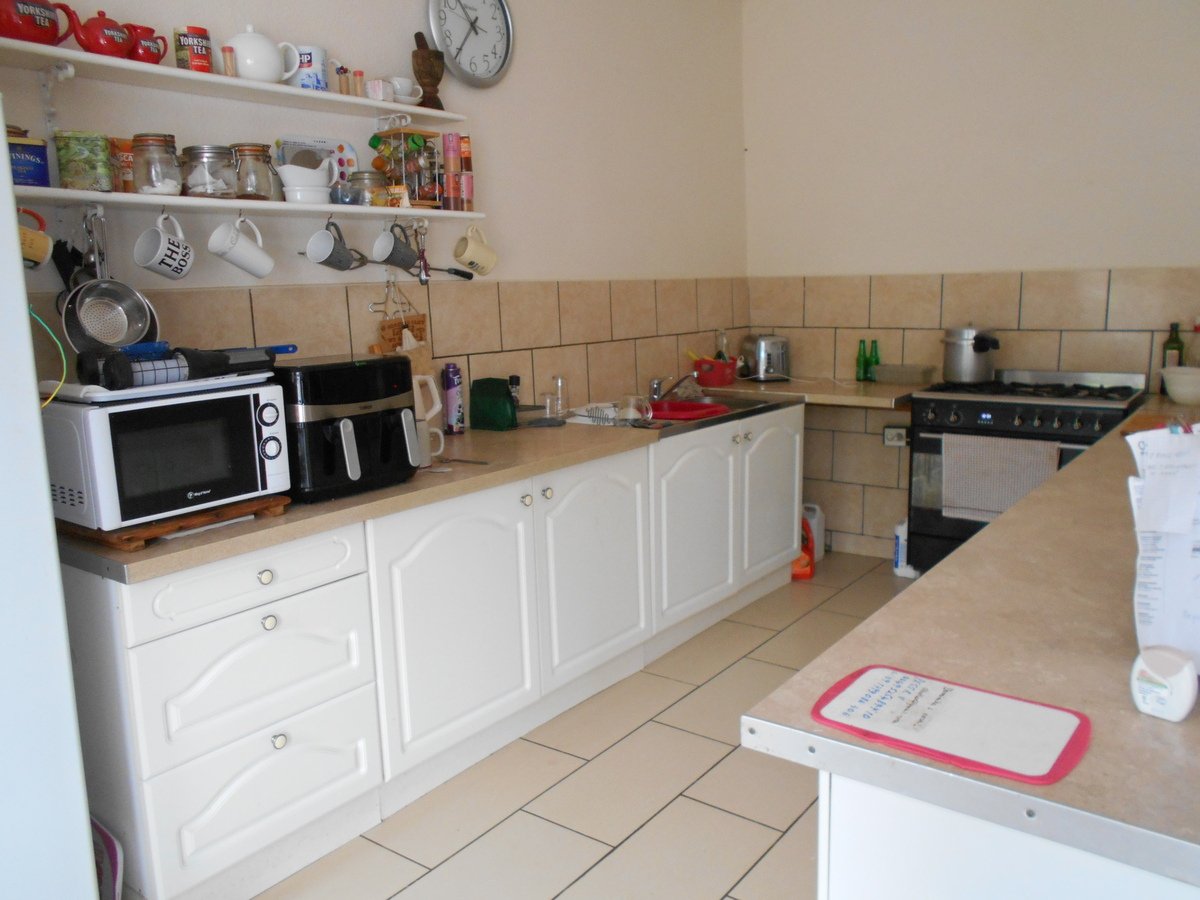 3 Bed, 2 Bath, HouseFor Sale, Lignieres Orgeres, Pays-de-la-Loire, 53140