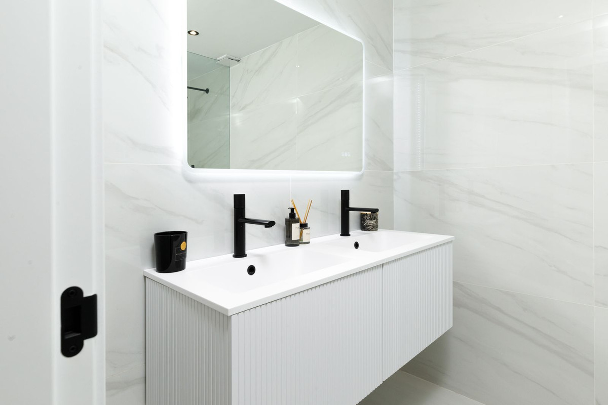 3 Bed, 3 Bath, ApartmentFor Sale, La Quinta, Malaga