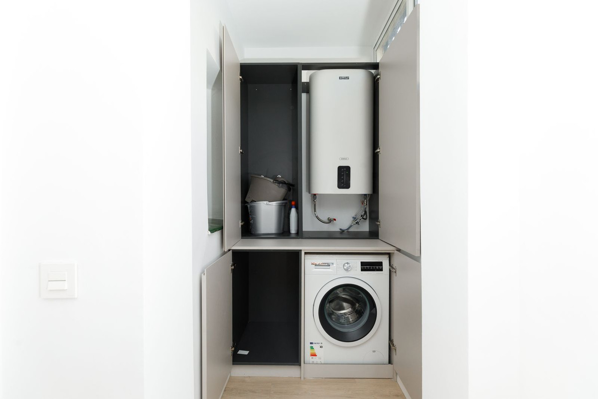 3 Bed, 3 Bath, ApartmentFor Sale, La Quinta, Malaga