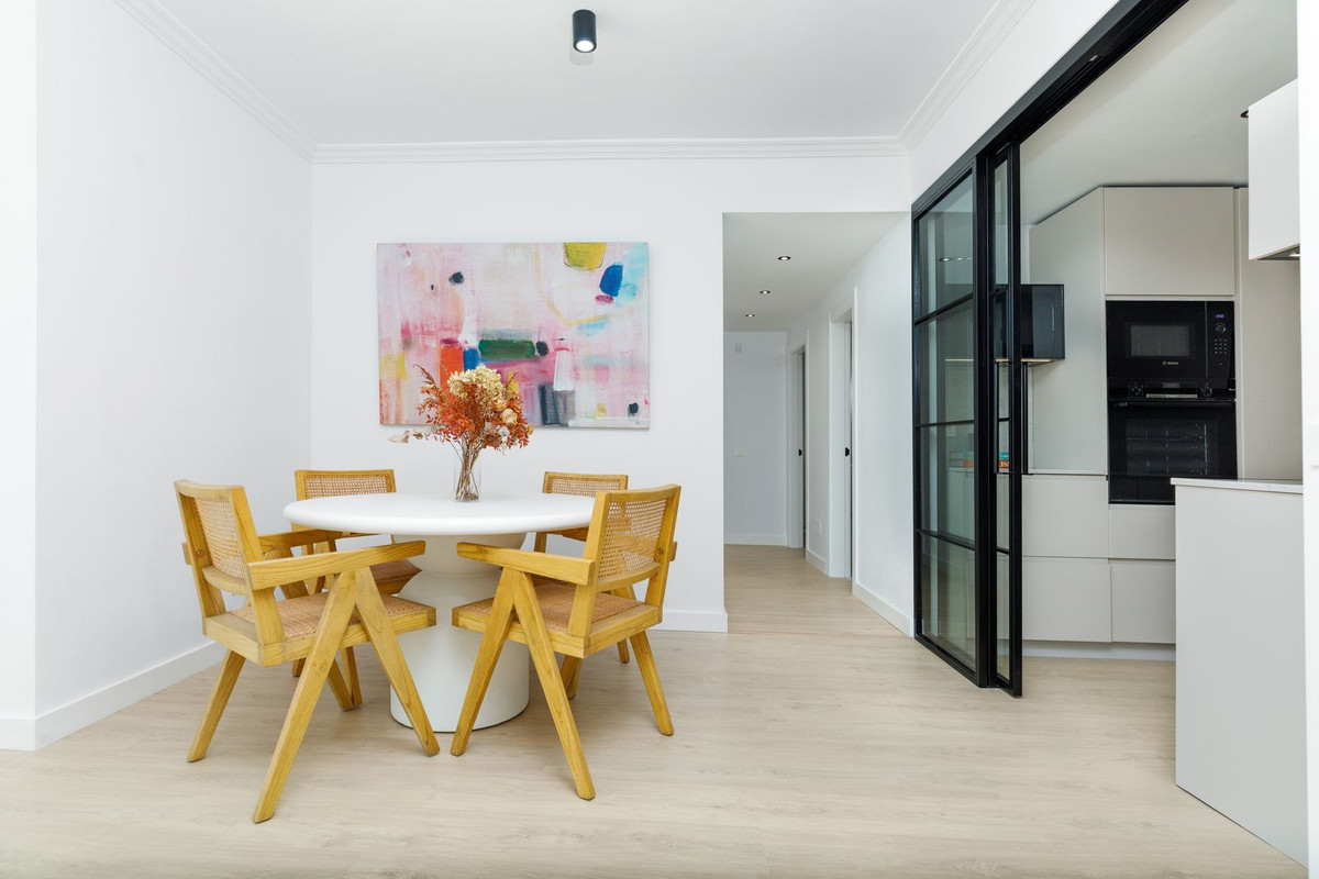 3 Bed, 3 Bath, ApartmentFor Sale, La Quinta, Malaga