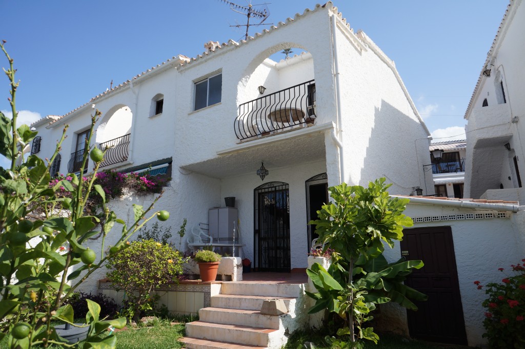 2 Bed, 1 Bath, HouseFor Sale, Nerja, Malaga