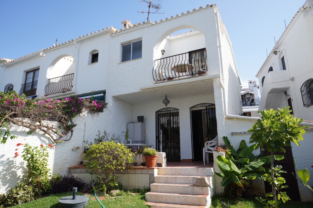 2 Bed, 1 Bath, HouseFor Sale, Nerja, Malaga