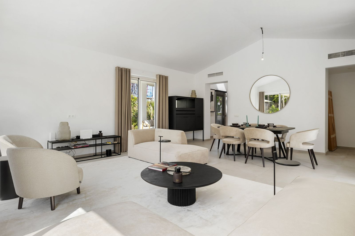 4 Bed, 4 Bath, HouseFor Sale, Casares Playa, Malaga