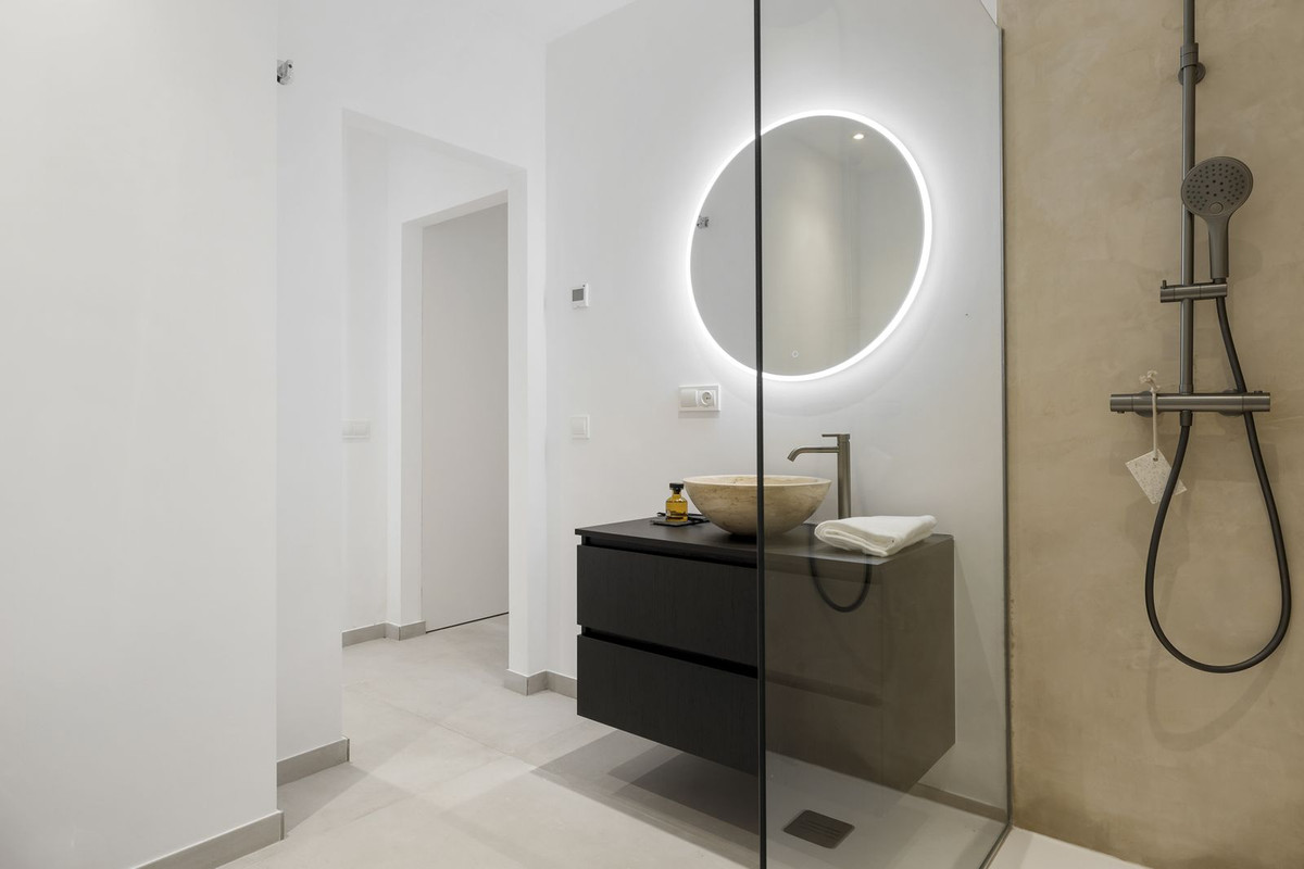 4 Bed, 4 Bath, HouseFor Sale, Casares Playa, Malaga