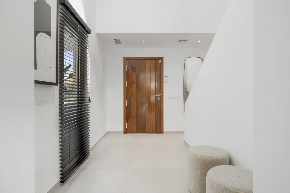 4 Bed, 4 Bath, HouseFor Sale, Casares Playa, Malaga