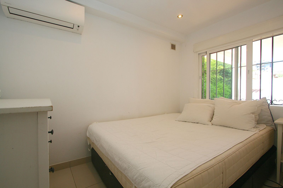 3 Bed, 1 Bath, HouseFor Sale, Fuengirola, Malaga