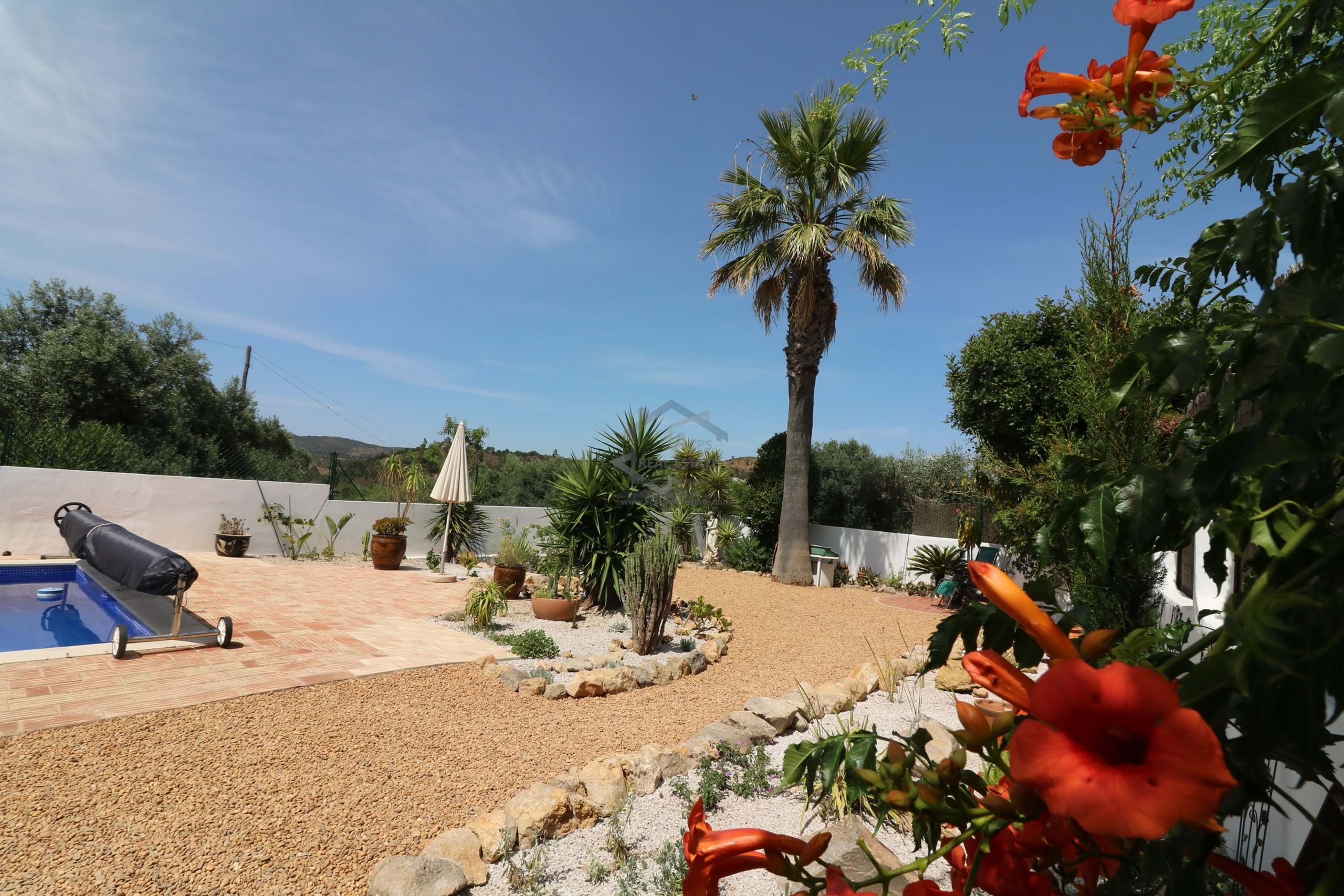 3 Bed, 2 Bath, HouseFor Sale, Sao Bras De Alportel, Faro, 8150-161