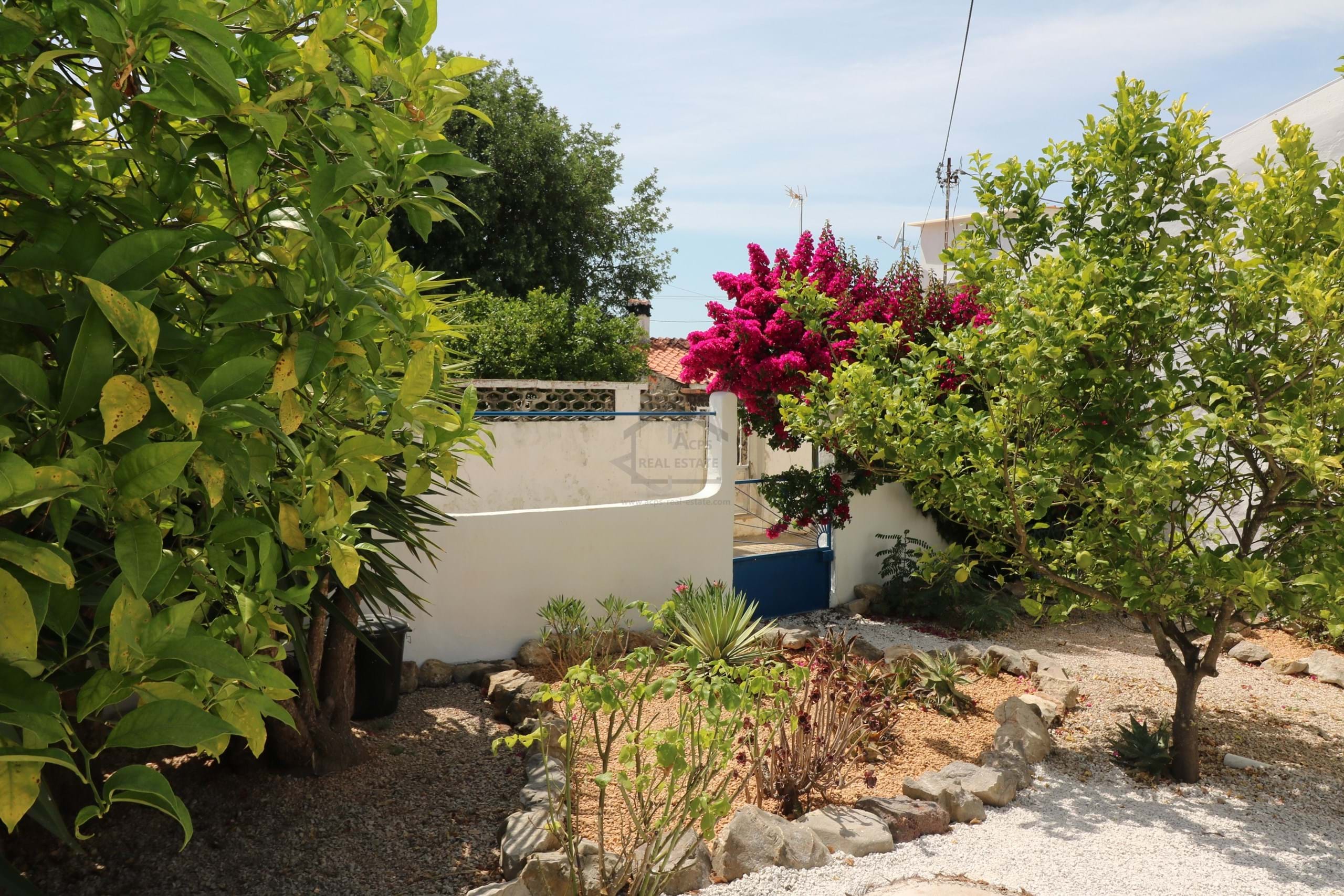 3 Bed, 2 Bath, HouseFor Sale, Sao Bras De Alportel, Faro, 8150-161