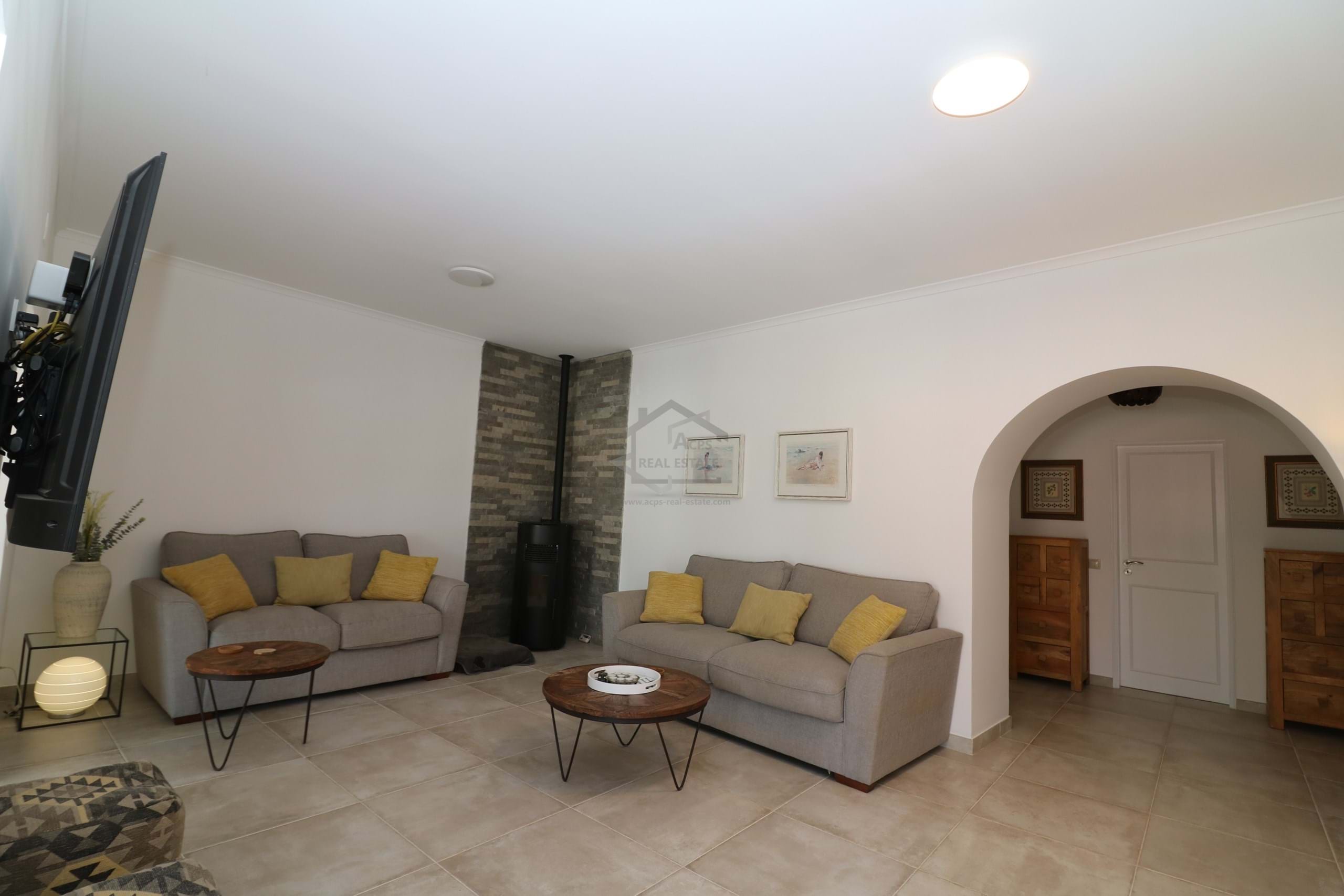 3 Bed, 2 Bath, HouseFor Sale, Sao Bras De Alportel, Faro, 8150-161