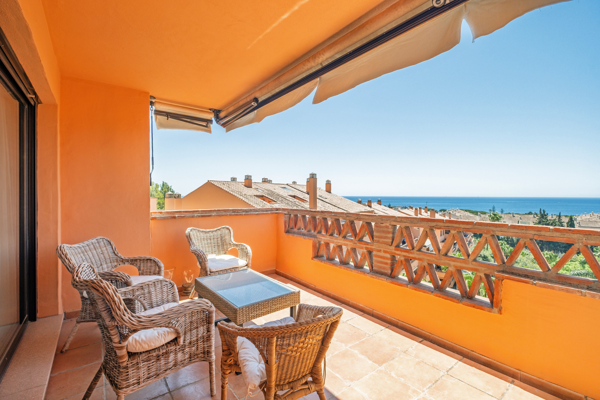 3 Bed, 2 Bath, HouseFor Sale, Marbella, Malaga