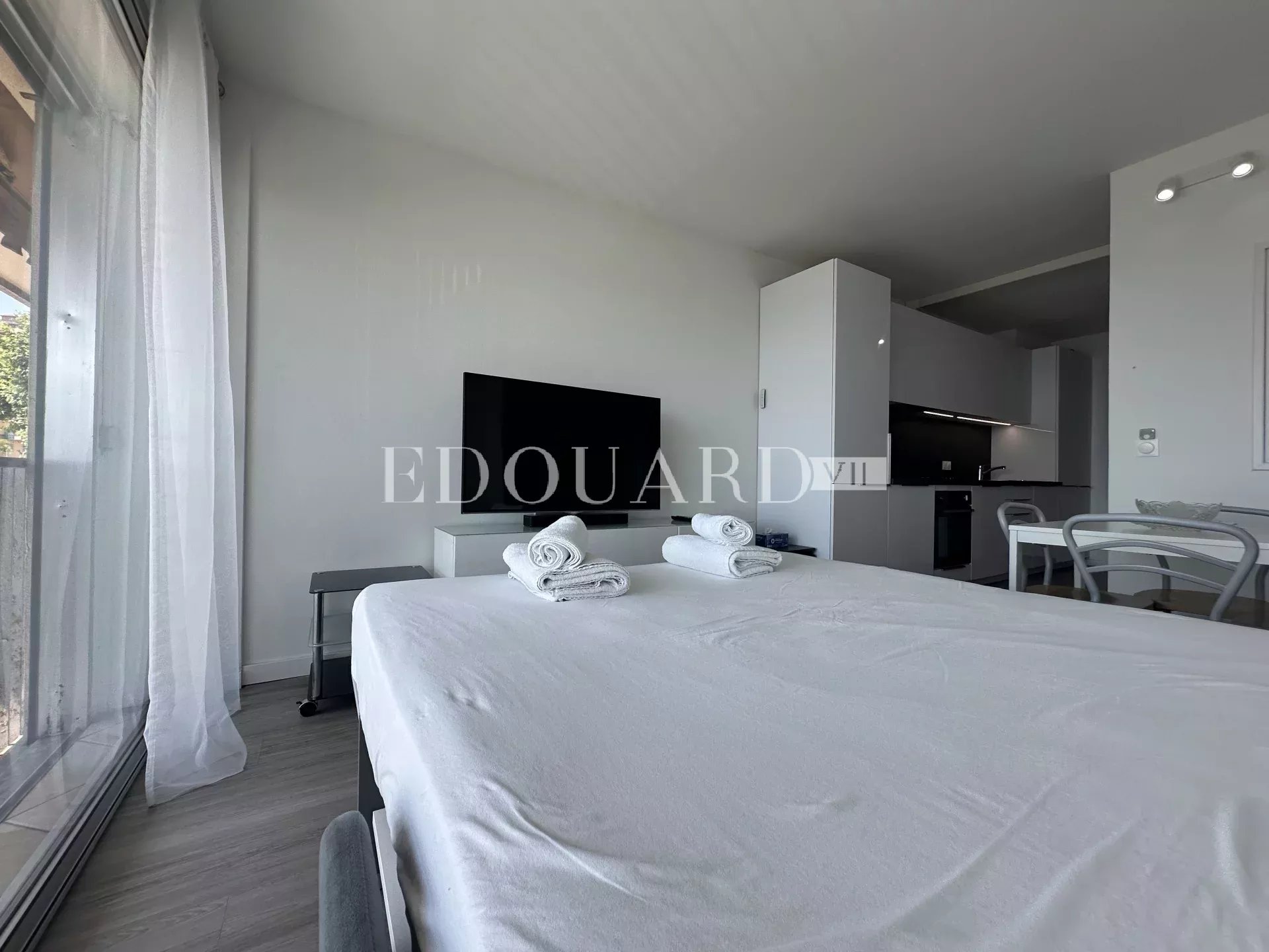 1 Bed, 1 Bath, ApartmentFor Sale, Menton, Alpes-Maritimes