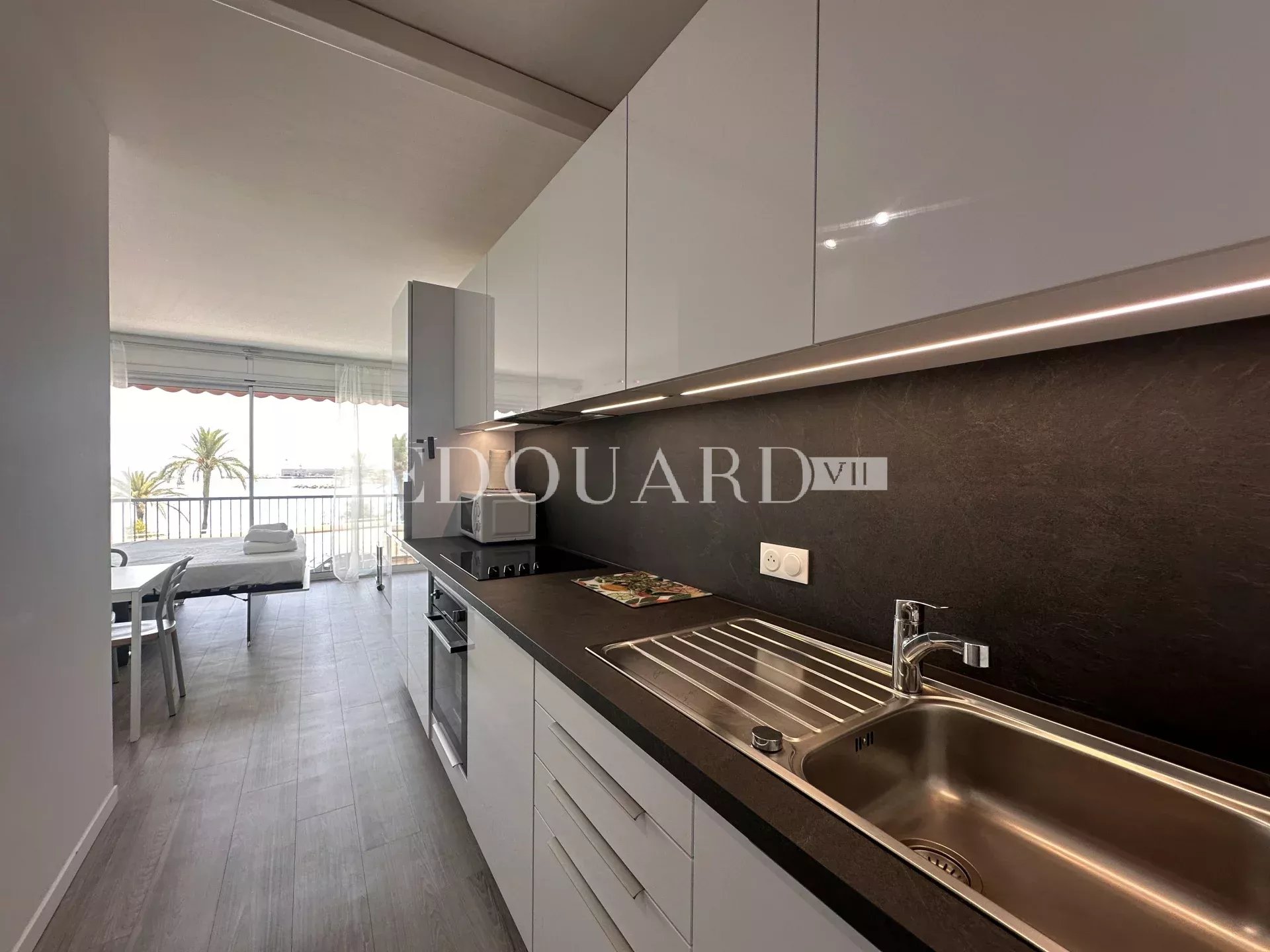 1 Bed, 1 Bath, ApartmentFor Sale, Menton, Alpes-Maritimes
