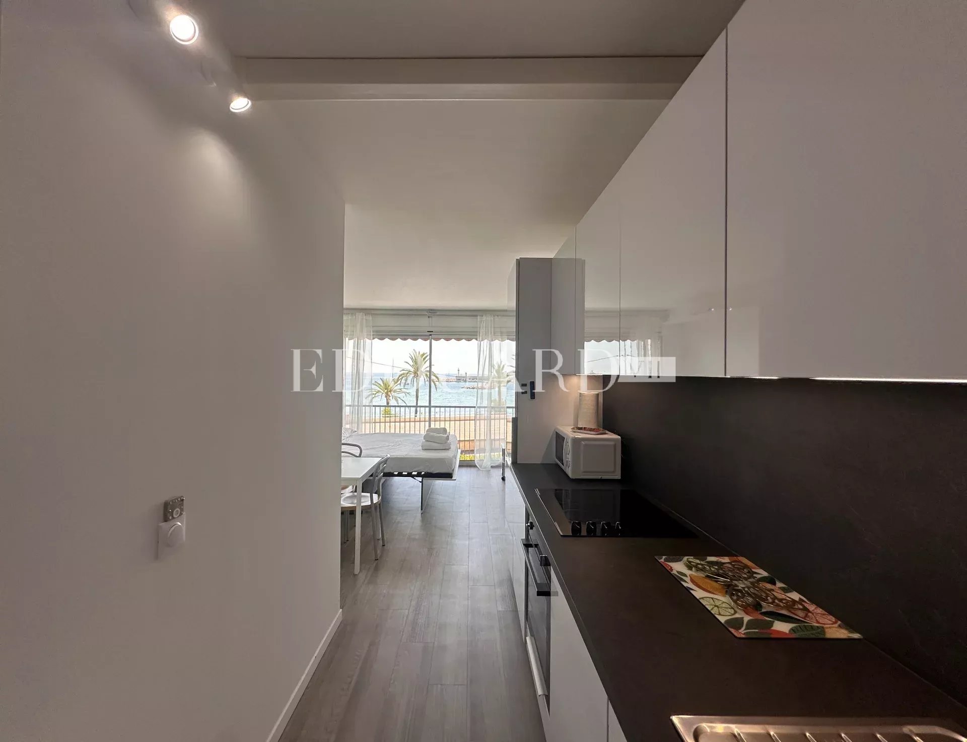 1 Bed, 1 Bath, ApartmentFor Sale, Menton, Alpes-Maritimes