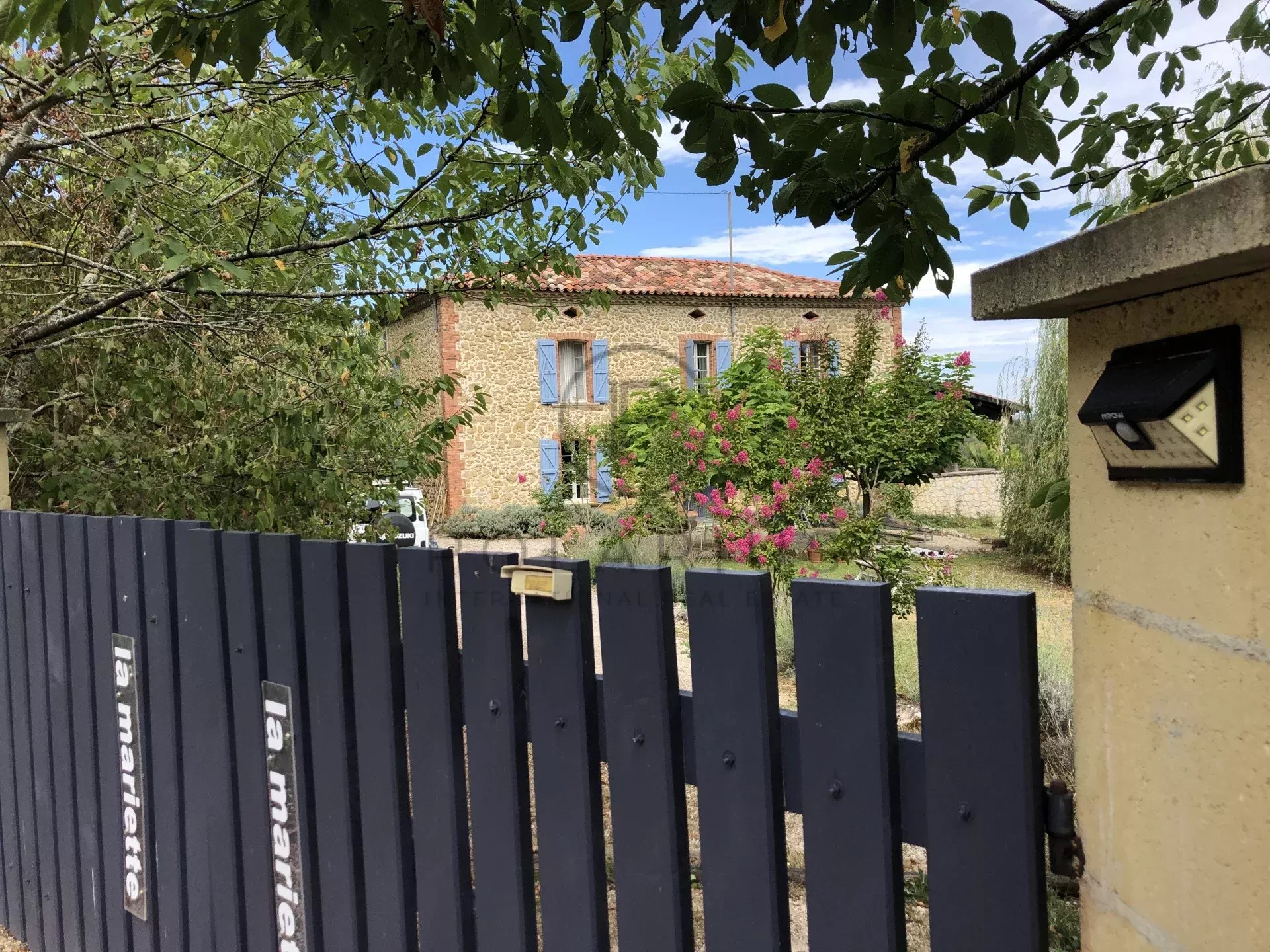 6 Bed, 4 Bath, HouseFor Sale, Ambax, Haute-Garonne