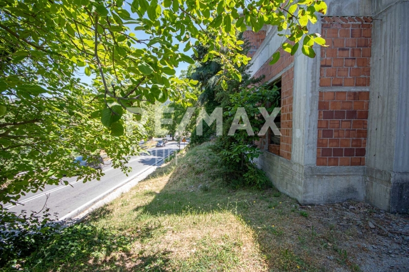 Commercial Property, For Sale