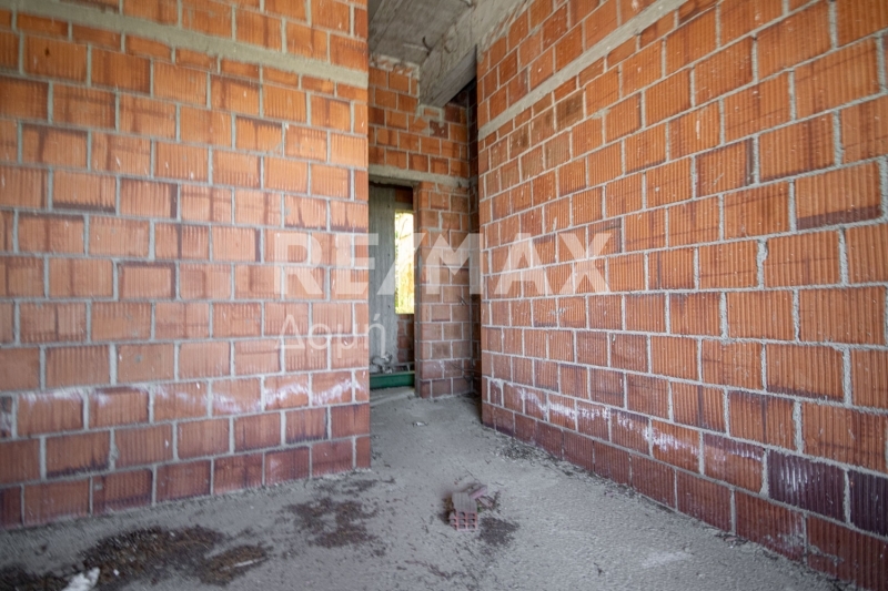 Commercial Property, For Sale