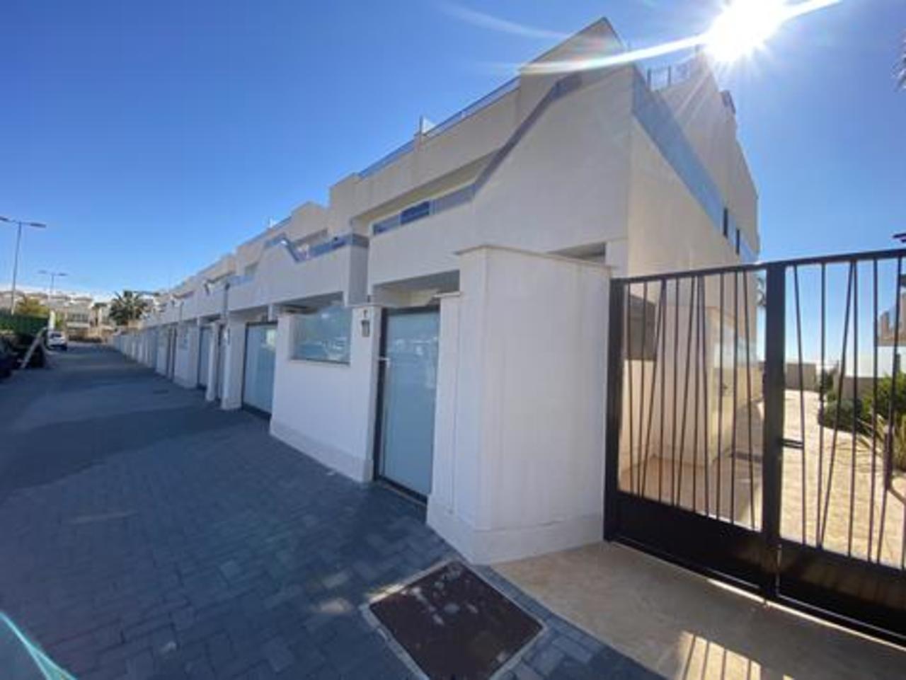 2 Bed, 2 Bath, ApartmentFor Sale, Dolores de Pacheco, Murcia