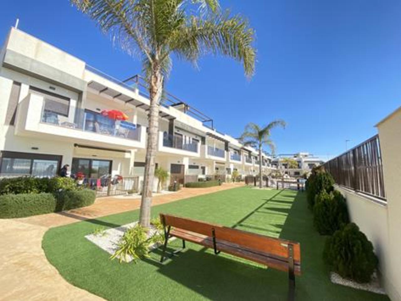 2 Bed, 2 Bath, ApartmentFor Sale, Dolores de Pacheco, Murcia