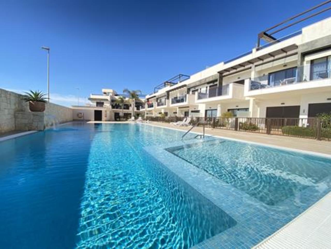 2 Bed, 2 Bath, ApartmentFor Sale, Dolores de Pacheco, Murcia