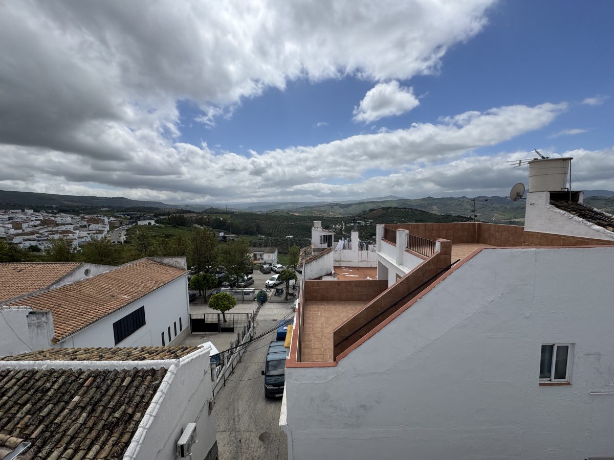 5 Bed, 2 Bath, HouseFor Sale, Olvera, Andalucia