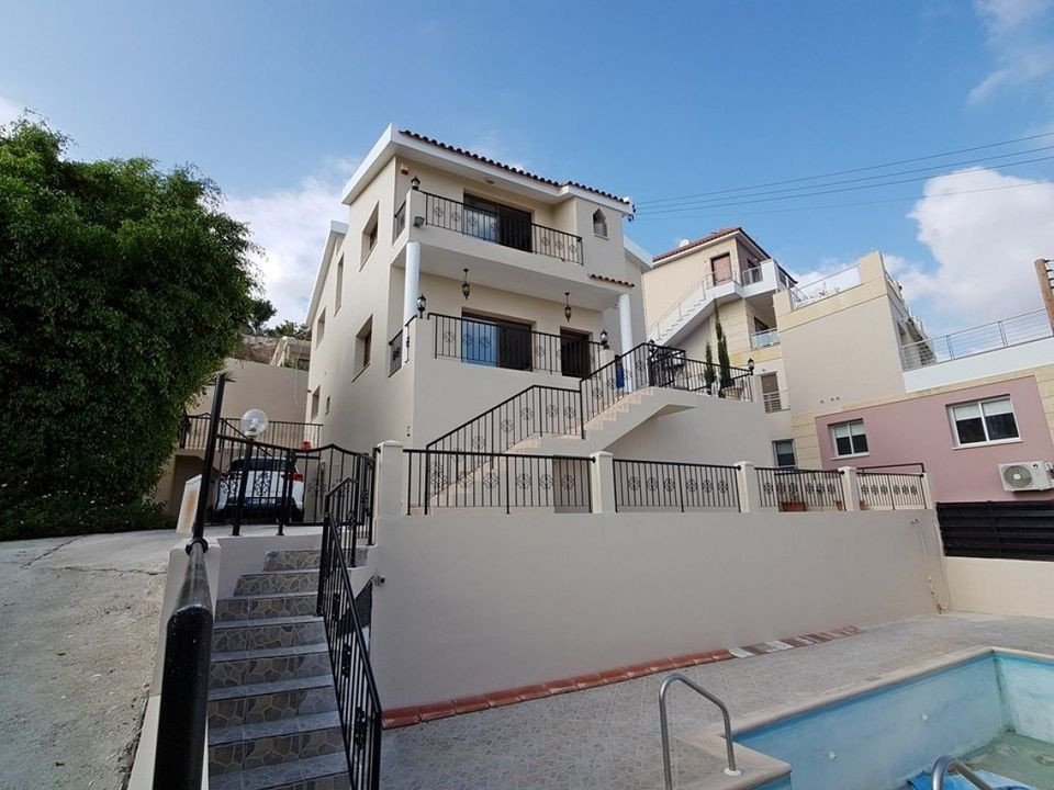 4 Bed, 3 Bath, HouseFor Sale, Geroskipou, Paphos