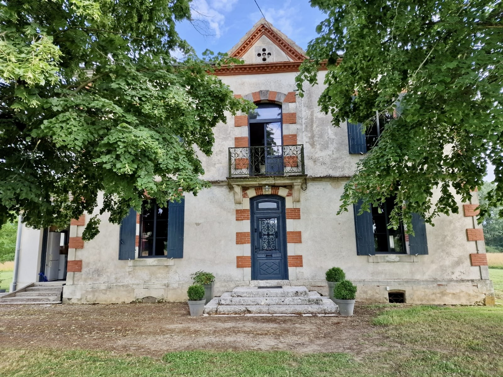 7 Bed, 1 Bath, HouseFor Sale, Casseneuil, Lot-et-Garonne, Aquitaine, 47440