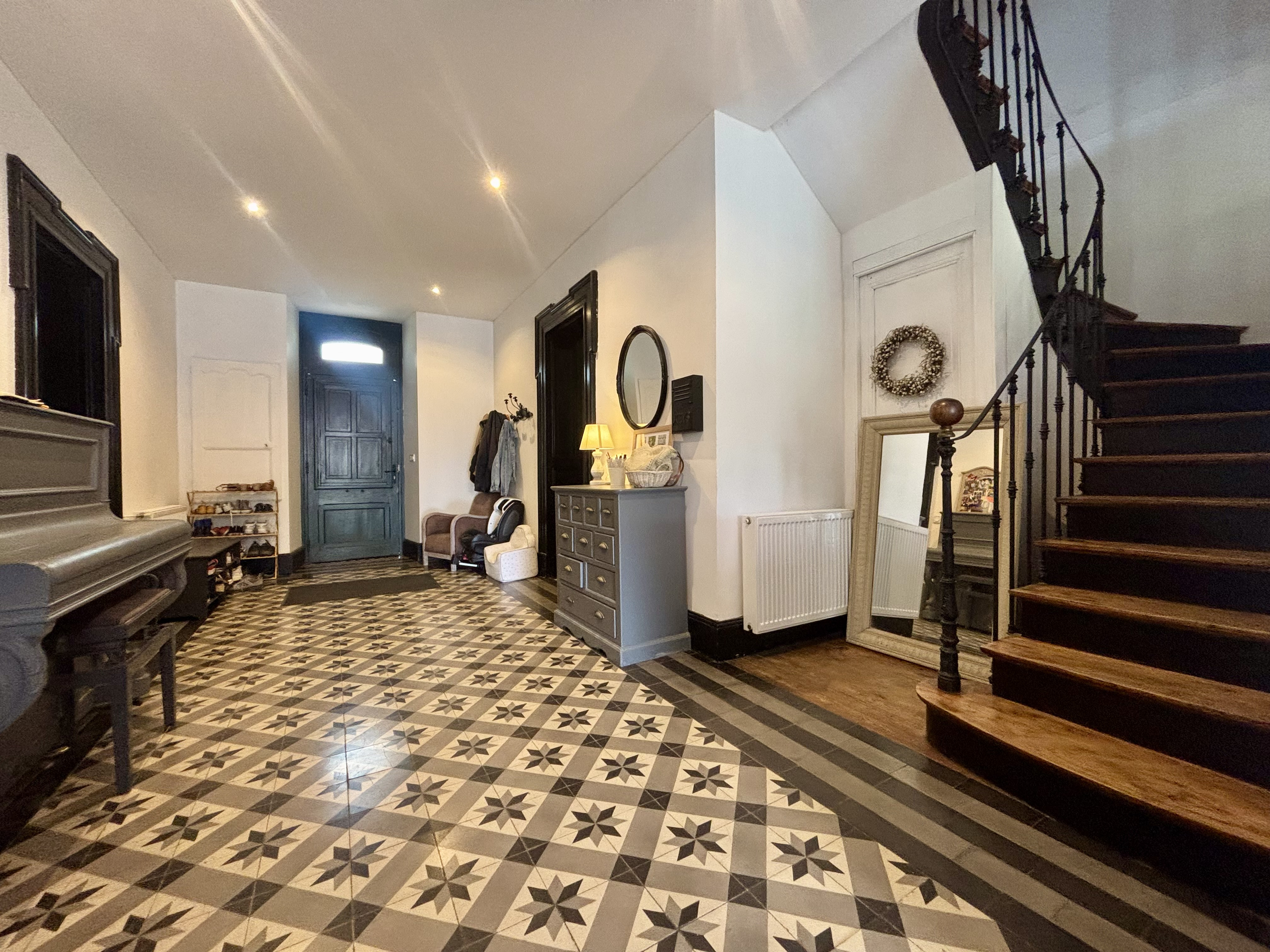 7 Bed, 1 Bath, HouseFor Sale, Casseneuil, Lot-et-Garonne, Aquitaine, 47440